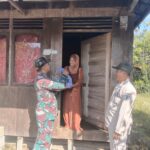 Peduli Sesama, Sembako Dibagikan Koramil 1010-02/Tapin Tengah