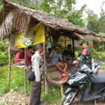 Kompak Babinsa Dan Bhabimkamtibmas Sambangi Desa Binaan