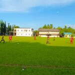 Jalin Kebersamaan, Anggota Satgas TMMD Bermain Sepakbola Bersama Warga Jalin Kebersamaan, Anggota Satgas TMMD Bermain Sepakbola Bersama Warga