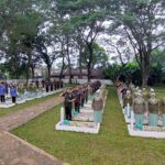 Dalam Rangka HUT Ke-65 Kodam VI/Mlw, Kodim 1002/HST Bersama Yonif 621/Mtg Gelar Ziarah Rombongan