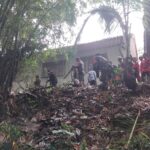 Koramil Batang Alai Selatan, Tumbuhkan Kesadaran Siswa Akan Pentingnya Menjaga Kebersihan Lingkungan Sejak Dini