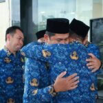 Setelah Memperingati Upacara HKN Bupati Kota Baru Berpamitan Kepada Seluruh Jajaran ASN