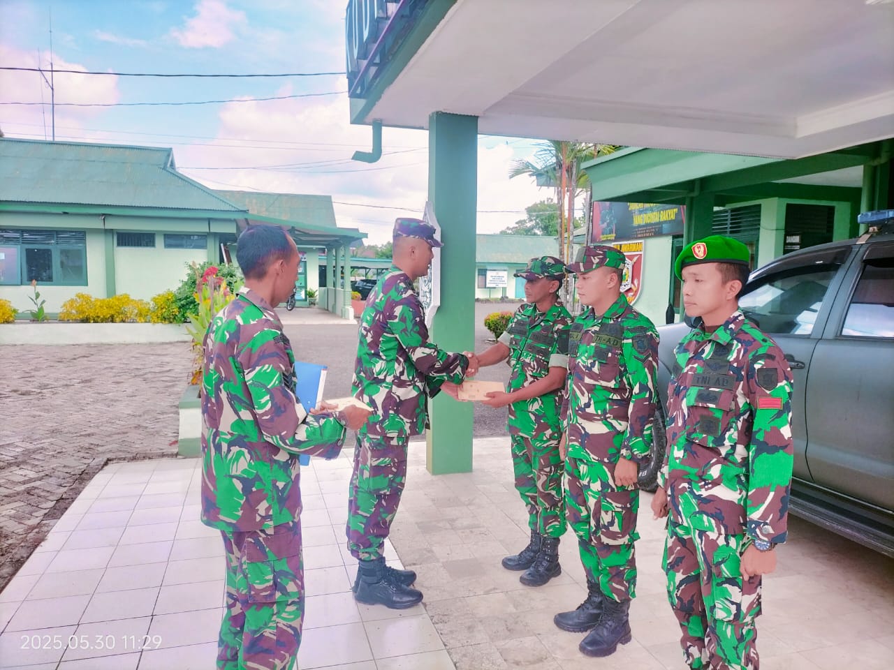 Dandim 1002/HST Lepas Personel Pindah Satuan ke Yonif TP 829/CPW dalam Suasana Sederhana