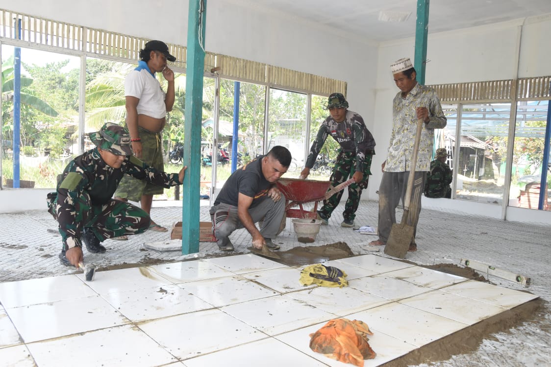 Satgas TMMD Kejar Target Rehab Langgar Darussalam di Pengambau Hilir Luar