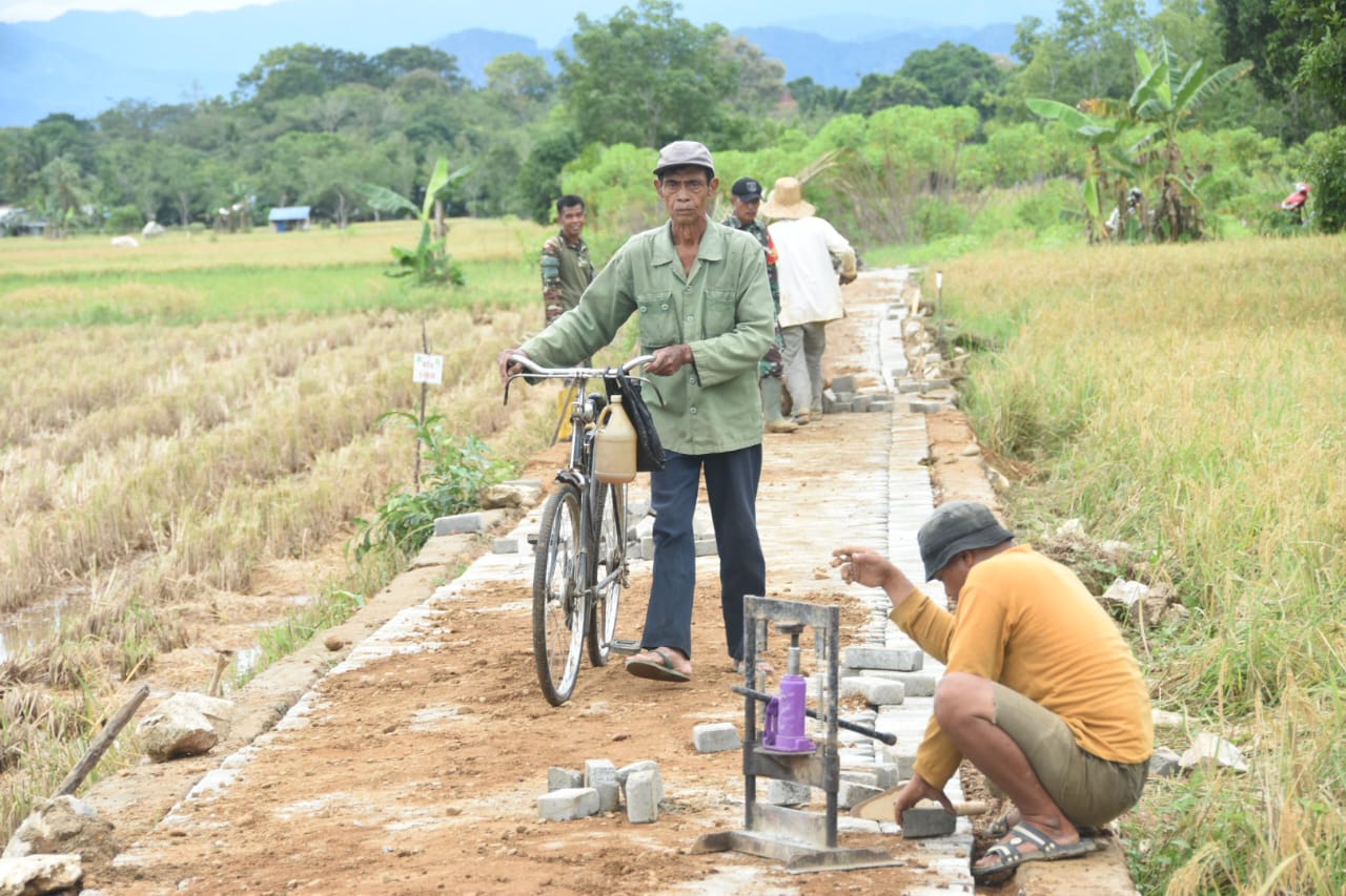 Warga Rasakan Manfaat Program TMMD ke-124 Kodim 1002/HST, Jalan Baru Permudah Aktivitas