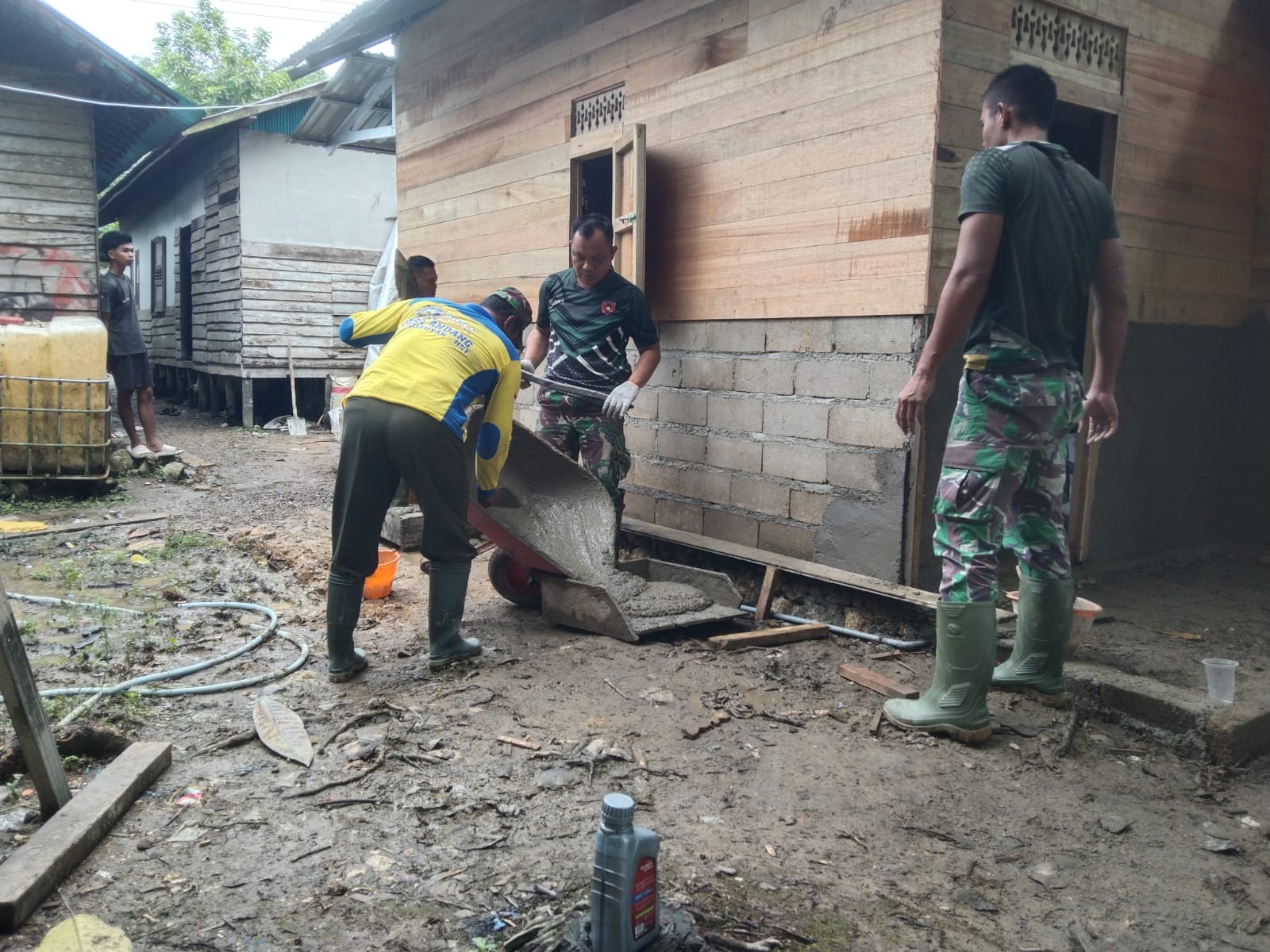 Satgas TMMD ke-124 Kodim 1002/HST Terus Gesa Rehab Rumah Tidak Layak Huni
