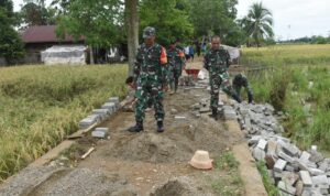 Dansatgas TMMD ke-124 Kodim 1002/HST Tinjau Progres Pembangunan di Pengambau Hilir Luar