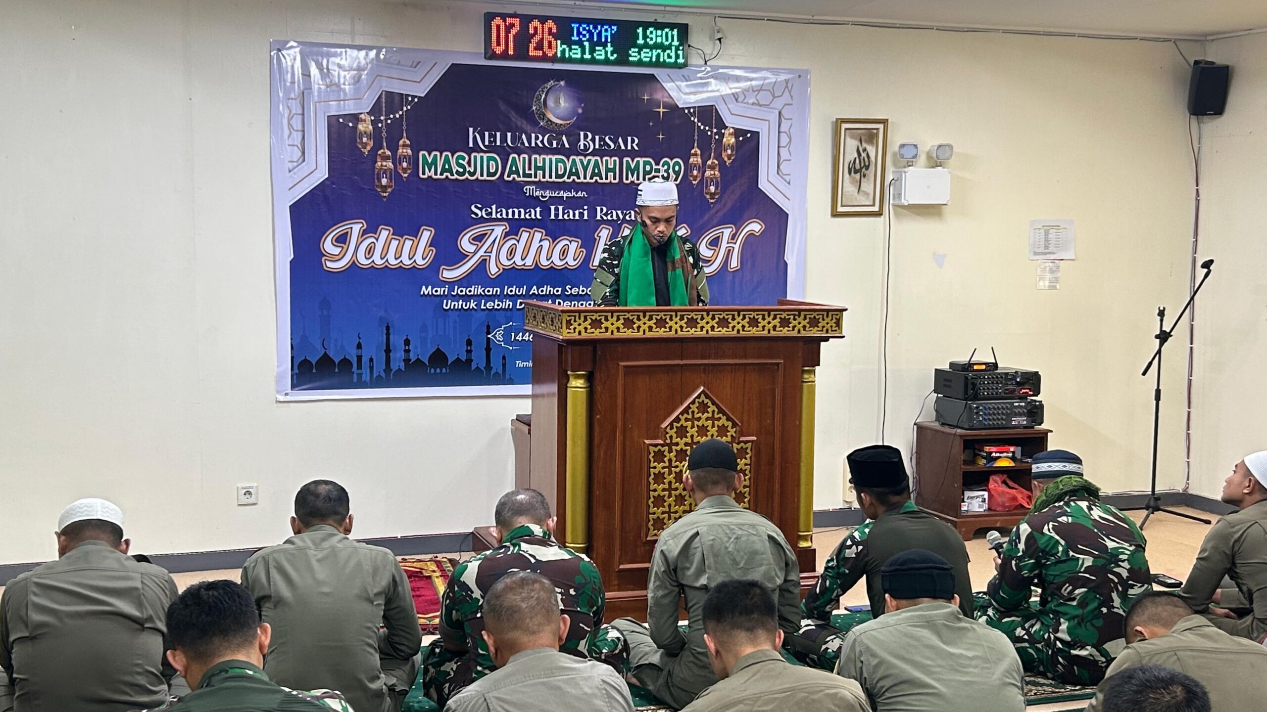 Pererat Ukhuwah, Satgas Yonif 611/Awang Long Gelar Ibadah Sholat Idul Adha Bersama Satgas Pam Obyek Amole