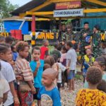 Bentuk Kepedulian, Satgas Yonif 611/Awang Long Pos Aramsulki Gelar Komsos