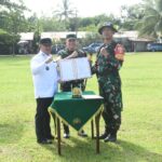 TMMD ke-124 Kodim 1002/HST Resmi Ditutup: Dansatgas Serahkan Hasil Pembangunan ke Bupati HST