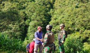 Tercipta Lingkungan Sejahtera, Satgas Yonif 611/Awang Long Gelar Jumat Berkah