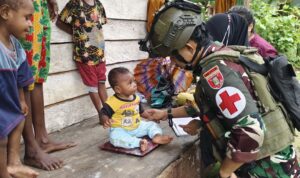 Satgas Yonif 611/Awl, Layanan Kesehatan Keliling Permudah Masyarakat Mimika