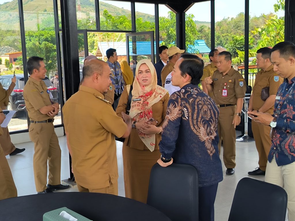 Dinas Kominfo Kalsel Dukung Rencana Penetapan Desa Anti Maladministrasi Di Desa Awang Bangkal Barat