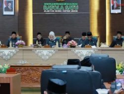 Rapat Paripurna ke-20, Bupati dan DPRD Kab. Batola Tandatangani Nota Kesepakatan KUPA dan PPAS Perubahan APBD 2025