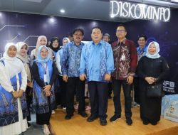 Tampilkan Hiburan dan Edukasi, Diskominfo Kalsel Ramaikan Kalsel Expo 2025