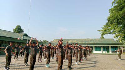 Anggota Kodim 1002/HST