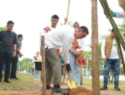 Penanaman 300 Pohon Tabebuya Warnai Peringatan HUT ke-80 Kabupaten OKI