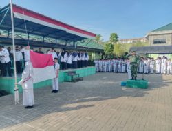 Danramil 1002-06/Barabai Bangkitkan Semangat Kebangsaan di MTsN 2 Hulu Sungai Tengah