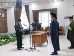 Sekretaris DPRD Barito Kuala Hadiri Pelantikan Pejabat Pimpinan Tinggi Pratama Pemkab Batola