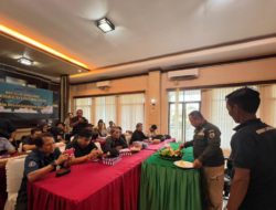 Di Usia Ketiga Tahun, Redaksi Lintas.Com Konsisten Bantu Pendidikan Masyarakat Kurang Mampu