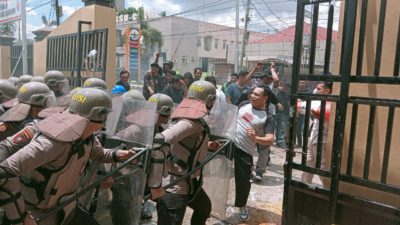 Polres Hulu Sungai Selatan Gelar Latihan Simulasi Pengamanan Unjuk Rasa