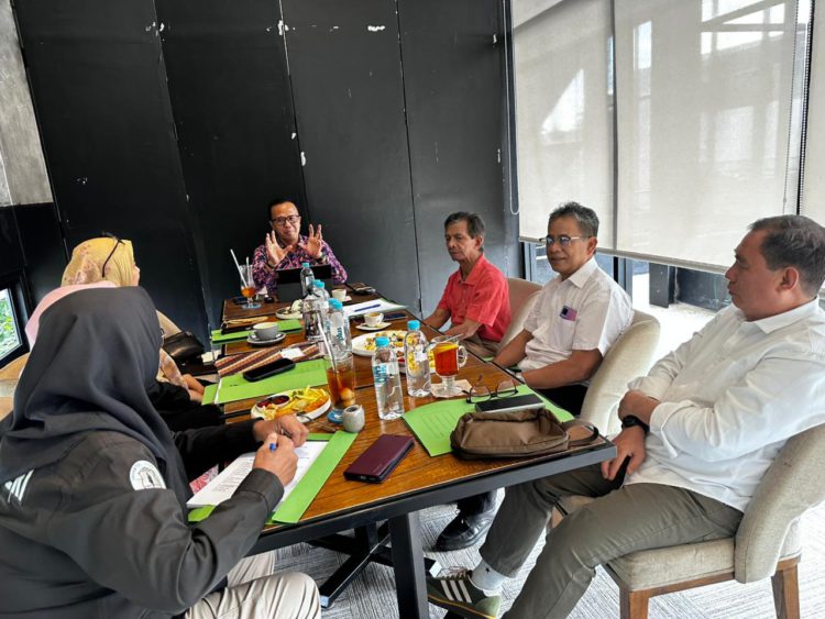 đź“° PRESS RELEASE Dewan Pers Bahas Isu Gender dan Akses Wartawan di Kalsel dalam Survei IKP 2025