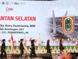 Penuh Semangat, Kontingen Kalsel Ikut Upacara Pembukaan POPNAS dan PEPARPENAS 