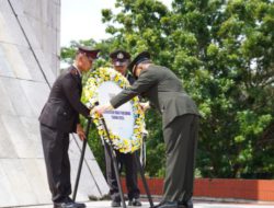 Diwakili Kasrem, Danrem 101/Ant Ikut Pimpin Ziarah Peringatan Hari Pahlawan Ke-80 di Banjarbaru