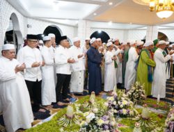 Wujud Cinta Ulama, Danrem 101/Ant Hadiri Haul ke-57 KH. Anang Sya’rani Arif di Martapura