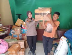 Polsek NA IX-X Salurkan Bantuan Untuk Korban Banjir