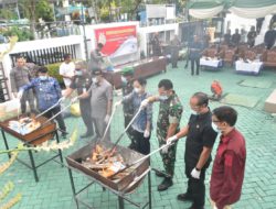 Jaga Keamanan Wilayah, Kodim 1002/HST Dukung Pemusnahan 2.451 Barang Bukti oleh Kejari HST