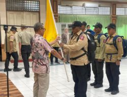 Dinsos Kalsel Lepas Tim Relawan Tagana Bantu Penanganan Banjir dan Longsor di Sumatera Barat