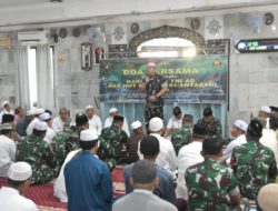 Sambut Hari Juang, Kodim 1002/HST Gelar Doa Bersama dan Jum’at Berkah di Masjid Kramat