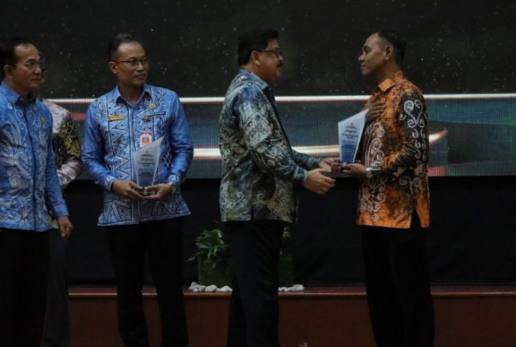 Keterbukaan Informasi