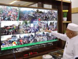 Lihat Kondisi Lalu Lintas dan Aktivitas Masyarakat, Gubernur Kalsel Pantau CCTV di Posko V