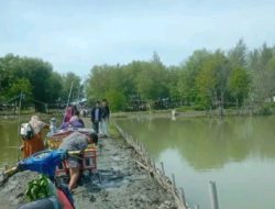 Jalan Menuju Pantai Pulau Putri Tidak Memadai, Warga Kecewa Jalan Penuh Lumpur