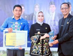 Pemkab Labuhanbatu Menerima penghargaan KIP tingkat Provinsi Sumatra utara