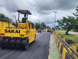 Pemprov Kalsel Gerak Cepat Tindak Lanjuti Keluhan Warga, Aspal Jembatan Guntung Manggis Diperbaiki
