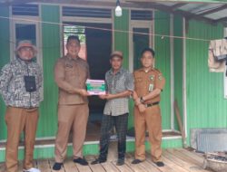 Dinsos Balangan Serahkan Bantuan RS-RTLH Tahap III di Kecamatan Awayan