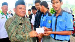 Wakil Bupati Labuhanbatu serahkan bantuan