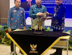 Optimalkan Kualitas Pelayanan Publik Pemkab Kotabaru Lakukan Penadatangan Bersama Ombudsman RI