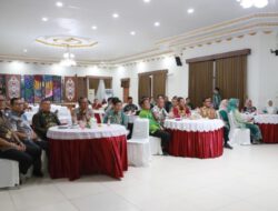 Hadiri Lepas Purna Tugas Pejabat Eselon II, Sekretaris DPRD Batola, Berikan Apresiasi atas Pengabdian 