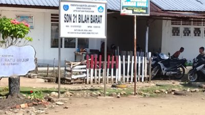 Proyek Sanitasi SD Negeri 19 Bilah Barat Diduga Menyimpang dari Bestek
