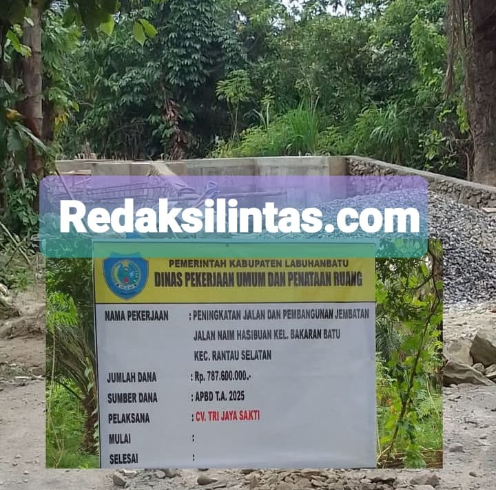 Jembatan Dijalan Naim Aek Tapa