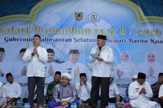 Gubernur H. Muhidin Berbuka Puasa Bersama