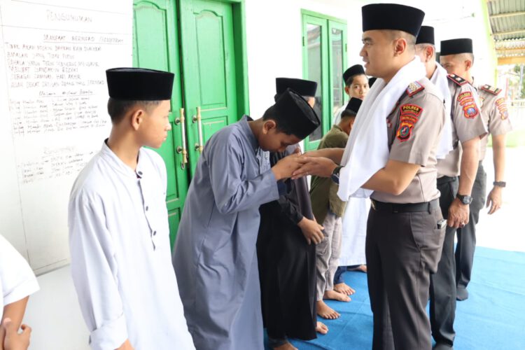 Kapolres Labuhanbatu Jalin Silaturahmi