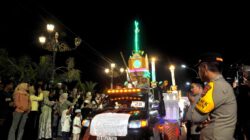 Kendaraan Hias Ramaikan Festival Baarak Tanglong