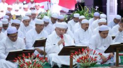 Gubernur H. Muhidin Khataman Al Qur’an