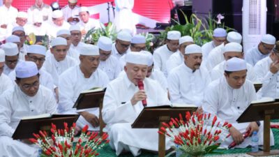 Gubernur H. Muhidin Khataman Al Qur’an
