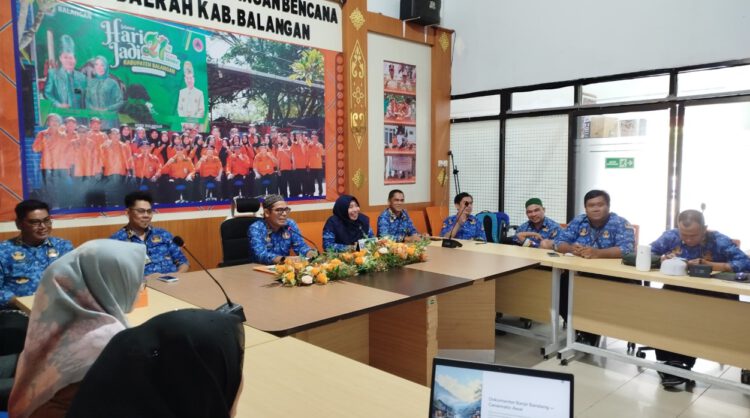 Film dan Buku Dokumenter